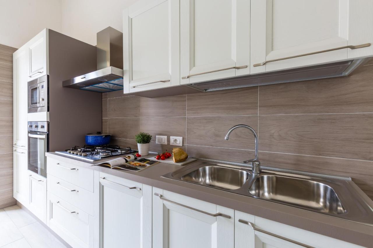 Chiara Modern Apartment By Wonderful Italy Nápoly Kültér fotó