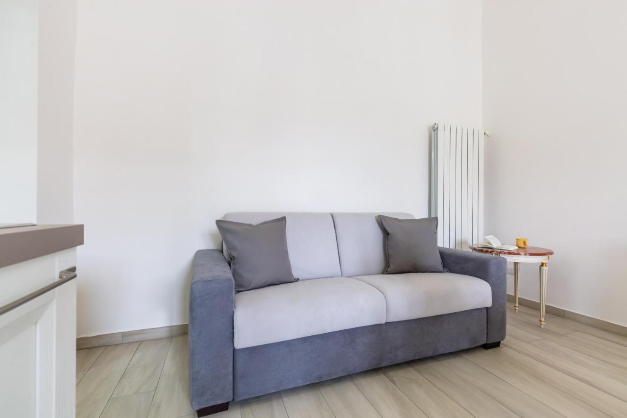 Chiara Modern Apartment By Wonderful Italy Nápoly Kültér fotó